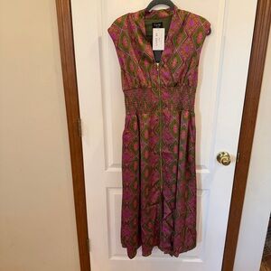 Fate NWT! Ladies Medium Olive & Fuschia Geo Floral “Autum Afternoon” Dress